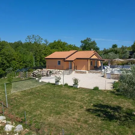 Pendolina Villa *