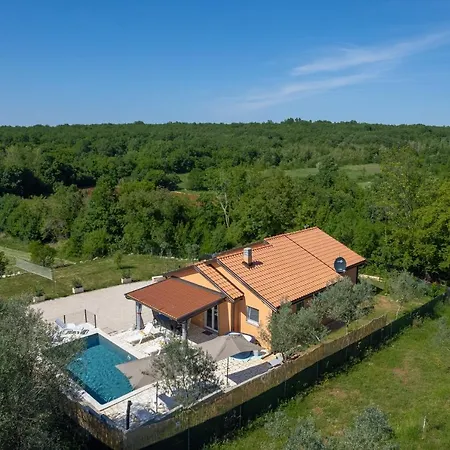 Pendolina Villa