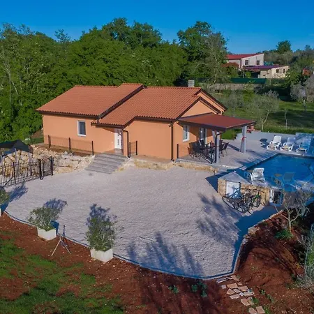 Villa Pendolina *